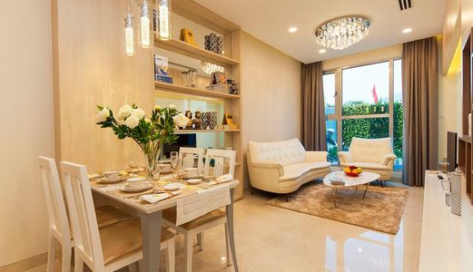 Sốc! Căn Hộ 65m Bàn Giao Full Nội Thất Ngoại Nhập, 2Pn Chỉ 2.1 Tỷ