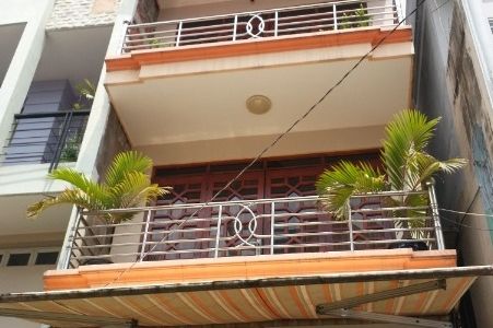 Bán Gấp Nhà Tô Hiến Thành, 40m, Hxh, 4t Mới, Đẹp,Kinh Doanh, 4.6 Tỷ Ở Ngay.