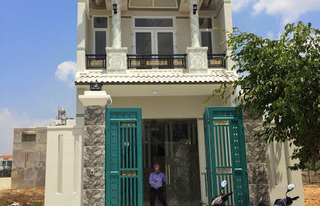 Bán Gấp Nhà Sổ Hồng Riêng Rộng 75m2 Ngay Ngã 3 Mỹ Hạnh Gần Chợ Và Trường Học,1 Trệt 1 Lầu