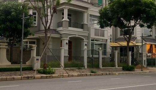 Cho Thuê Biệt Thự Mỹ Văn 2, Q7, Nhà Mới, Đẹp, Diện Tích 230m2, Giá 40 Triệu/Tháng LH : 0917300798 