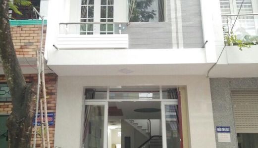 Bán Nhà 1 Trệt 1 Lầu Mặt Tiền Đường Nguyễn Thị Minh Khai Gần Chợ An Lạc