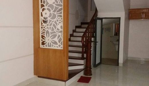 Nhà Phố Vương Thừa Vũ, 42m2, Mặt Tiền 4.5m, Ngõ Rộng, 4 Tỷ