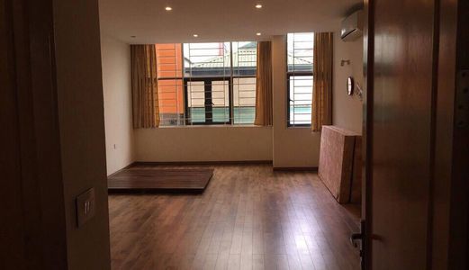 Bán Nhà Hoàng Văn Thái 45m2 X 4 Tầng, Khu Phân Lô Quân Đội, 4 Tỷ.