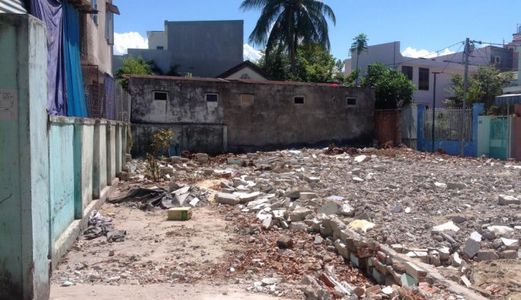 Cần Bán Đất Kiệt 3m Đường Núi Thành Gần 30/4