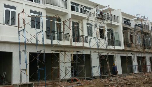 Nhà Phố 1 Trệt 2 Lầu 5x20 Vỉa Hè 6m Kinh Doanh Shophouse-Nguyễn Ánh Thủ-Hóc Môn