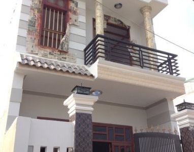 Nhà 1 Trệt 1 Lầu, 90m2, Sổ Riêng, 850 Triệu