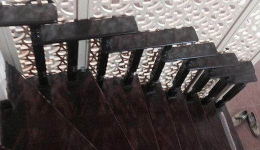 Nhà Phố Bạch Mai, 35m2 X 4 Tầng, 3.7 Tỷ, Kinh Doanh  Sầm Uất, Cách Phố 20m.