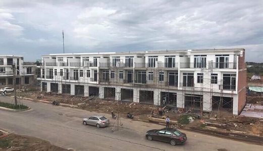 Nhà Phố 1 Trệt 2 Lầu 5x15-Vỉa Hè 6m-SHR- Phan Văn Hớn- Hóc Môn-Tphcm