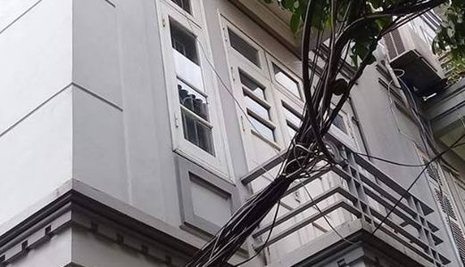 2 Tỷ 45 Có Nhà Trương Định, 5 Tầng, 30m2, Mặt Tiền 4m.