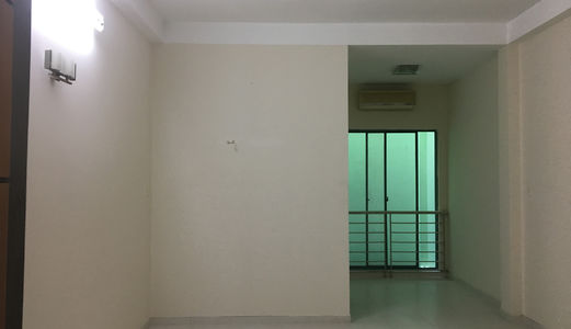 Văn Phòng Cho Thuê Đường Hoa Hồng Phú Nhuận, DT-28m2 Tiện Đi Lại