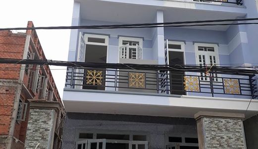 Cần Tiền Bán Gấp Nhà 1 Trệt 2 Lầu Quận Bình Tân