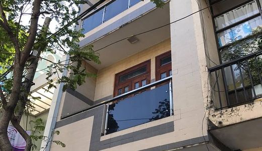 Bán Nhà Mặt Tiền Kd Đồ Điện Tử Nguyễn Kim Q.10 , Dt: 4.5 X 15.5m , 2 Lầu Nhà Cũ Giá Bán Chỉ 15 Tỷ 1