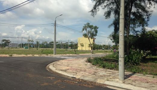 Cần Tiền Bán Nhanh Lô Đất Trục Đường Dũng Sĩ Điện Ngọc