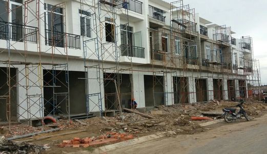 Nhà Phố 1 Trệt 2 Lầu 5x17.Phan Văn Hớn.Hóc Môn,Shr