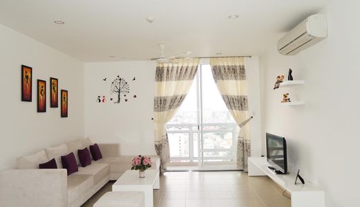 Cho Thuê Căn Hộ Phú Hoàng Anh,3PN,129m2,Đầy Đủ Nội Thất,Lầu Cao View Đẹp,Giá Rẻ.LH:0932609332