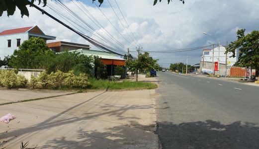 Bán 1642 M2 Đất Thổ Cư MT Đường Quốc Lộ 50 Giá Chỉ 4 Tr/M2