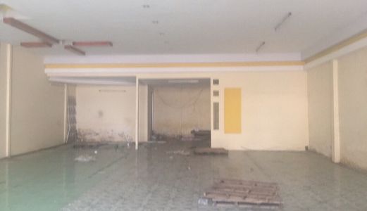 Cho Thuê Nhà , Có Chiều Ngang 10m, Trống Suốt , Mặt Tiền Đường 3/2 , Gần Đhct , Giá Dưới 50 Triệu