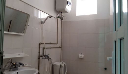 Cần Bán Gấp Nhà Trường Chinh – Thanh Xuân 53m2, 4 Tầng, Ô Tô Đỗ Cửa, Gía 3.3 Tỷ.
