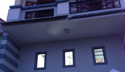 Bán Nhà 1 Trệt 1 Lầu Xây Sẵn Vào ở Ngay – Cam Kết Chất Lượng Dài Hạn, Thổ Cư 100%. LH:0901940185