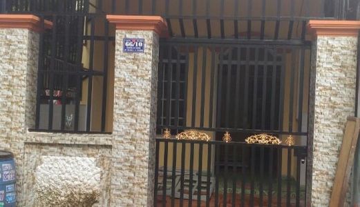 Nhà Cấp 4 Dt:74m2 Sổ Hồng Sang Tên .Hm