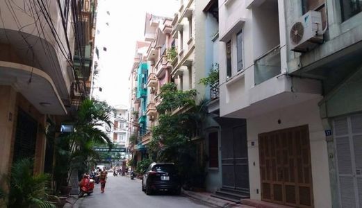 Bán Nhà Tây Sơn, Đống Đa, DT 46m2 X 4 Tầng, MT Thoáng Rộng