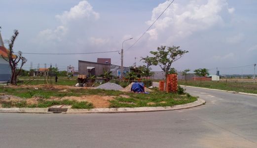 Cần Sang Nhượng Lô Đất Mặt Tiền Quốc Lộ 13, 289Tr/Nền