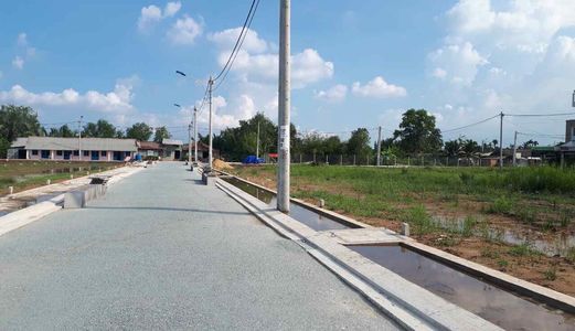 Bán Lô Đất Thổ 50m2 Đường Nguyễn Xiễn Q9. Tphcm. Chỉ 1ty01tr