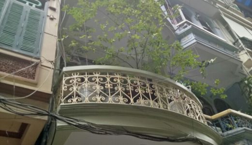 Bán Gấp Nhà 44m2, Mặt Tiền 5.2m, 4.6 Tỷ, Sát Đường Oto Đỗ, Ngọc Hà Ba Đình,.