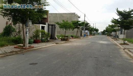 Đất Xây Trọ Bình Chánh Giá Rẻ- SHR-Mặt Tiền Đường Bùi Thanh Khiết Chỉ 529tr/nền