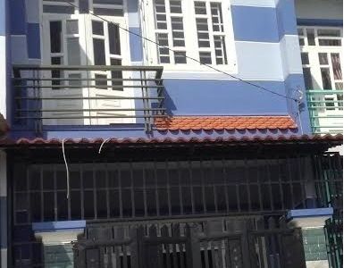 Nhà Bán 1 Trệt 1 Lững 43m2 Tại H,Bình Chánh, Giá 1.070 Triệu, Gần Đường Lớn