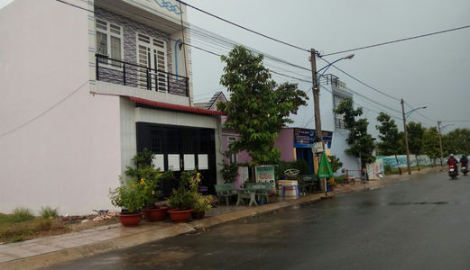 Đất Bán 100m2 , Giá 300 Triệu , Sổ Hồng Riêng , Cam Kết Sinh Lời 20%.