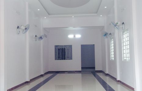 Cho Thuê Nhà Trệt , Đoạn 2 Chiều , Mặt Tiền Đường Lý Tự Trọng , Giá Dưới 20 Triệu