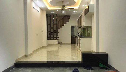 Nhà Đẹp Mới Bán Gấp Trên Phố Thịnh Quang DT40m2, 5 Tầng ,chào giá 4.7 tỷ.