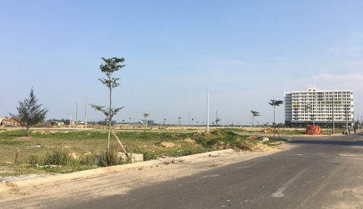 Gấp Gấp Gấp Hôm Nay!!! Cần Tiền Bán Nhanh Lô Đất Sát Khu Đô Thị FPT 540tr/Lô. Lh 0941867193