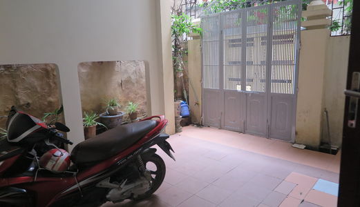 Cho Thuê Nhà Riêng Có Sân, Sân Thượng Rộng, 3 Ngủ Ở Hoàng Hoa Thám 0972672688