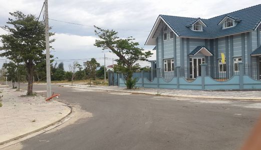 Cần Bán Gấp 1 Lô Đất Nghỉ Dưỡng Đẳng Cấp Bên FPT, Cạnh Khu Biệt Thự Bồng Lai.