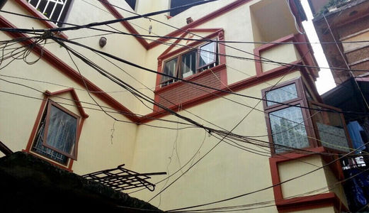 Bán Nhà Số 8 Ngõ 221 Hoàng Hoa Thám, Ba Đình, 3.5 Tầng, 3.3 Tỷ. LH 0961069238
