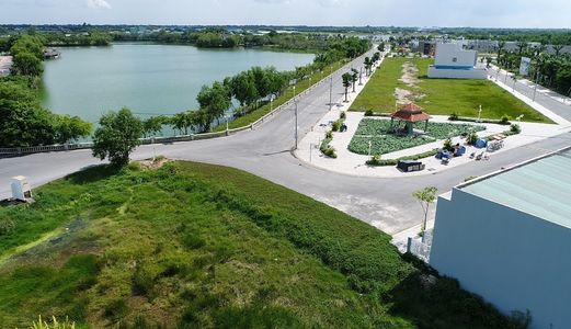 Bán Lô Góc , Giá 400 Triệu , Sổ Hồng Riêng ,Bao Sang Tên,Hỗ Trợ Vay Vốn.