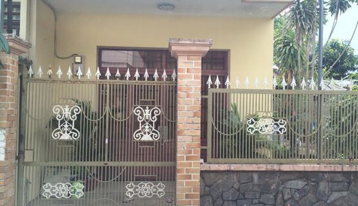 Nhà, Đất KP7, TT Nhà Bè DT 10,5x15, Hướng Tây, Giá 3,1 Tỷ.