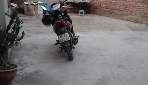 Gia Đình Cần Bán Căn Nhà Tập Thể 65m2 Phố Vọng Hà - P. Chương Dương