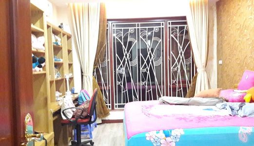 Bán Nhà Siêu Đẹp Nguyễn Chí Thanh 4.25 Tỷ Ô Tô Đổ Cửa Kinh Doanh Đỉnh.