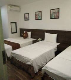 Bán Nhà Phố Vũ Ngọc Phan, Quận Đống Đa, Cho Thuê Thu 100 Triệu/tháng, Giá 19,5 Tỷ.