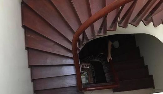 Bán Nhà Ngõ Kinh Doanh Đỉnh Phố Trần Duy Hưng, 50M2 6 Tầng Chỉ 8.8 Tỷ.