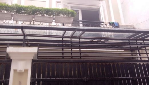 Bán Nhà 57M2, 4.7 Tỷ, Kinh Doanh, Xe 7 Chỗ,Đê La Thành