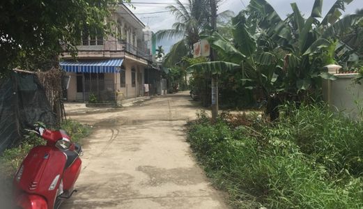 Bán Đất Phân Lô Ngay Nhà Thi Đấu Vĩnh Trung Gần Metro 500 Triệu, Thổ Cư 100% , Sổ Hồng