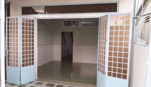 Bán Nhà Mặt Tiền Hẻm Lớn Đường Trần Việt Châu, Gần Chợ , Trường Học , Dt 6x30 , Giá 3 Tỷ