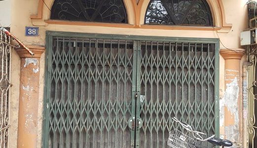 Chính Chủ Bán Nhà Trương Định 40 M2 - 3,3 Tỷ, Lô Góc, Ô Tô Vào Nhà.