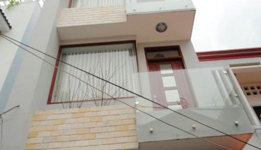 Cho Thuê Nhà 1 Trệt 3 Lầu , Khu Trung Tâm Thương Mại Cái Khế , Giá Dưới 15 Triệu