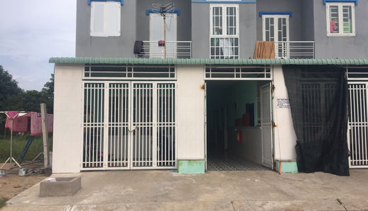 Phá Sản Bán Gấp Dãy Nhà Trọ 10 Phòng 200M2, Phạm Hữu Lầu - Giá 3 Tỷ - Liên Hệ: 01229.610.461 Phượng