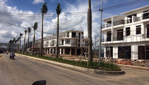 Nhà Phố Shophouse 1 Trệt 2 Lầu 5X15, 3Pn 3Wc Sân Thượng Trước Sau, Nhà Đã Hoàn Thiện, Lh 0931565250